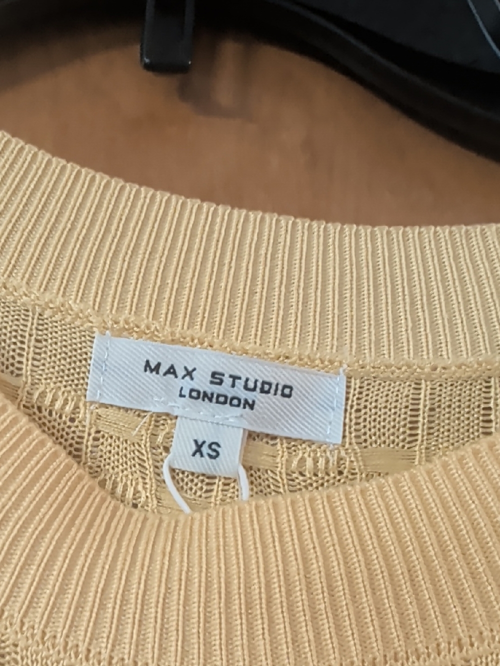 Max Studio Yellow Short-Sleeve Ribbed Knit Top - Picture 3 of 7